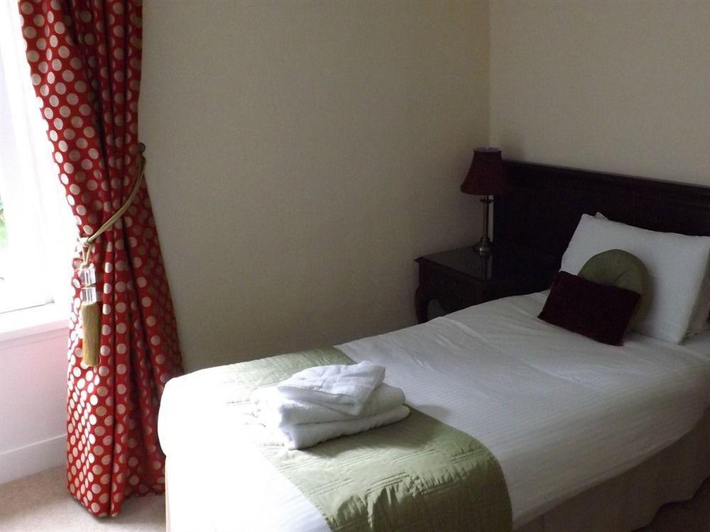 Bennachie Lodge Hotel Kemnay ภายนอก รูปภาพ